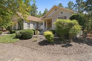 105 Woodall Ct, West End, NC 27376 - Photo 4