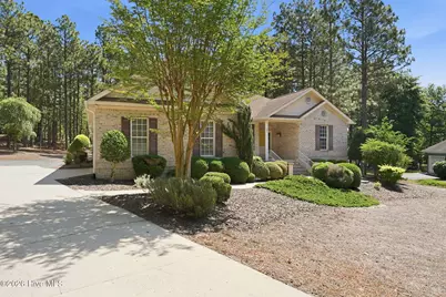 105 Woodall Court, West End, NC 27376 - Photo 2