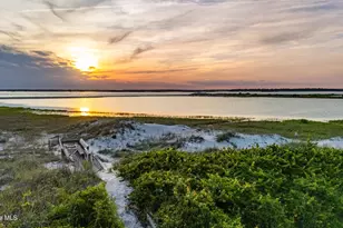111 Bogue Ct, Emerald Isle, NC 28594 - Photo 38