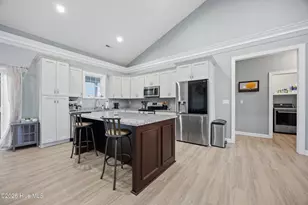 206 Pleasant Dr, Elizabeth City, NC 27909 - Photo 4