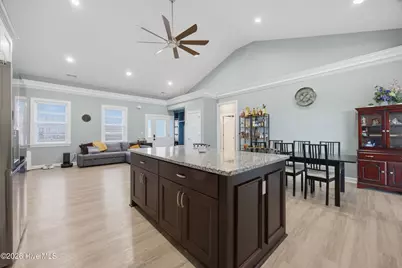 206 Pleasant Drive, Elizabeth City, NC 27909 - Photo 6