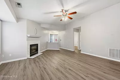 2591 Thackery Road #F, Greenville, NC 27858 - Photo 4
