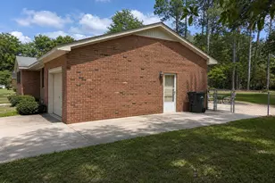 11541 Pinecroft St, Laurinburg, NC 28352 - Photo 2