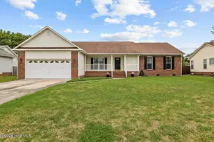 103 Richmond Dr, Jacksonville, NC 28540 - Photo 1