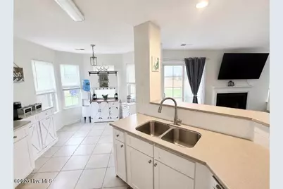 687 Windsor Drive SE, Leland, NC 28451 - Photo 6