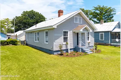 205 E Grubb Street, Hertford, NC 27944 - Photo 2