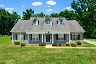 107 Olan Dr, Lumberton, NC 28360 - Photo 2