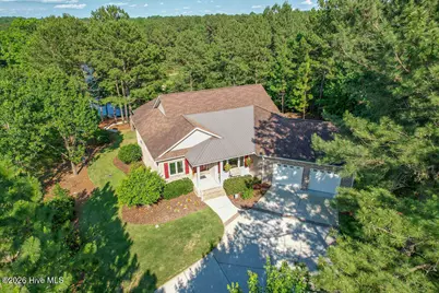 210 Beths Point, West End, NC 27376 - Photo 4
