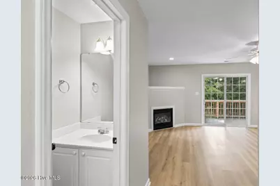 4240 Williamsbrook Lane #B, Greenville, NC 27858 - Photo 10