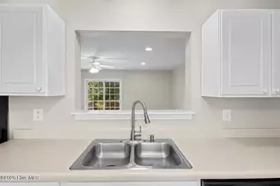 4240 Williamsbrook Ln, Greenville, NC 27858 - Photo 8