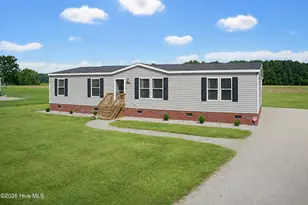 1901 Peacock Rd, Whiteville, NC 28472 - Photo 2