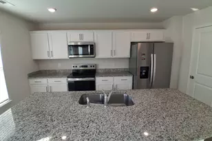 1504 Stephenson Dr, Greenville, NC 27834 - Photo 16
