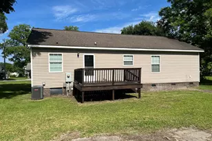234 S Wilson St, Chadbourn, NC 28431 - Photo 4