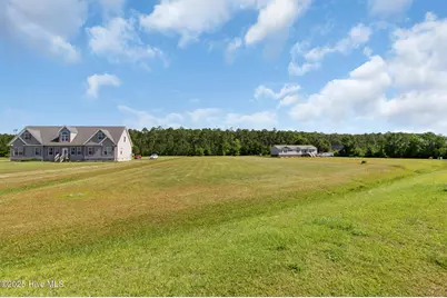 303 Mayflower Drive, Newport, NC 28570 - Photo 12