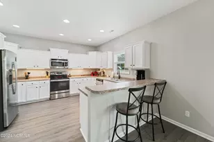 135 Prelude Dr, Richlands, NC 28574 - Photo 8