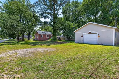 2200 Center Avenue, New Bern, NC 28560 - Photo 10