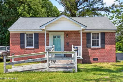 2200 Center Avenue, New Bern, NC 28560 - Photo 2