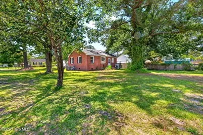 2200 Center Avenue, New Bern, NC 28560 - Photo 14