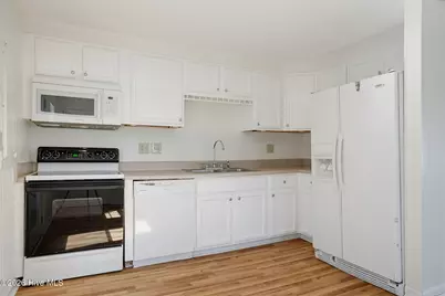 201 Riverside Drive, Sneads Ferry, NC 28460 - Photo 10