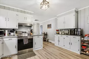 283 Will Baker Rd, Kinston, NC 28504 - Photo 28