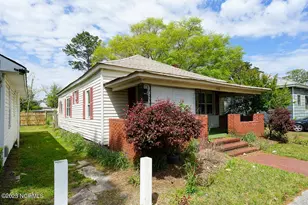 1104 S 7th St, Wilmington, NC 28401 - Photo 1