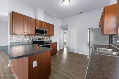 205 Lynden Lane, New Bern, NC 28560 - Photo 12