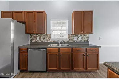 205 Lynden Lane, New Bern, NC 28560 - Photo 10