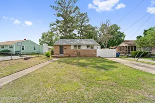 403 Nelson Dr, Jacksonville, NC 28540 - Photo 1