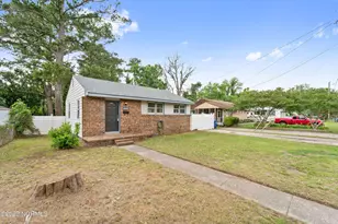 403 Nelson Dr, Jacksonville, NC 28540 - Photo 2