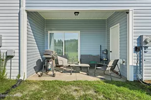 68 Catalina Cir, Swansboro, NC 28584 - Photo 26