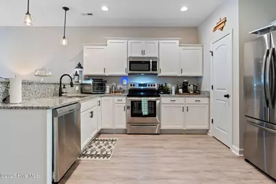 68 Catalina Circle, Swansboro, NC 28584 - Photo 12