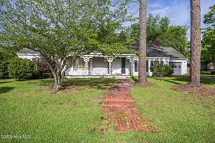 901 Smyrna Dr, Whiteville, NC 28472 - Photo 1