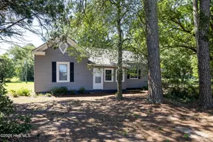 331 W Rd, Turkey, NC 28393 - Photo 2