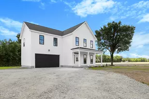 1851 Carraway Rd, Fountain, NC 27829 - Photo 2