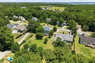 217 Marsh Hen Ct, Swansboro, NC 28584 - Photo 32