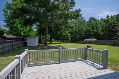 303 E Regent Court, Jacksonville, NC 28546 - Photo 44
