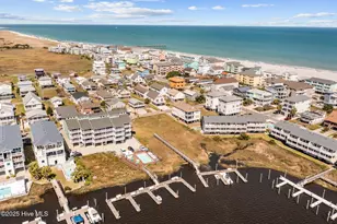 111 Florida Ave, Carolina Beach, NC 28428 - Photo 34