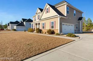 109 Rosegarten Ct, New Bern, NC 28562 - Photo 2