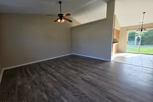 206 S Ginger Dr, Hubert, NC 28539 - Photo 2