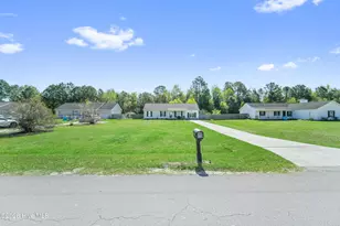 185 Liberty Park Rd, Jacksonville, NC 28540 - Photo 2