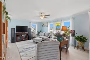 118 Crab St, Holden Beach, NC 28462 - Photo 10