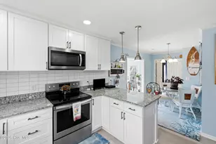 118 Crab St, Holden Beach, NC 28462 - Photo 16
