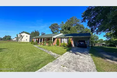 112 White Oak Boulevard, Jacksonville, NC 28546 - Photo 1