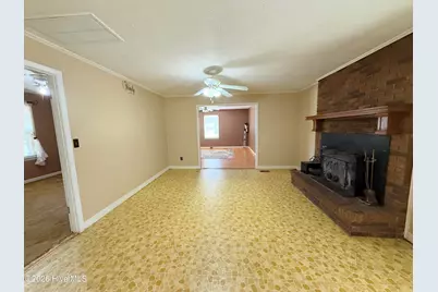 2301 S Nc 903 Highway, Magnolia, NC 28453 - Photo 10