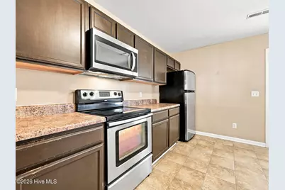 419 Caldwell Loop, Jacksonville, NC 28546 - Photo 6