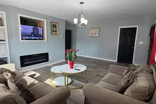 204 E Oak St, Goldsboro, NC 27530 - Photo 6