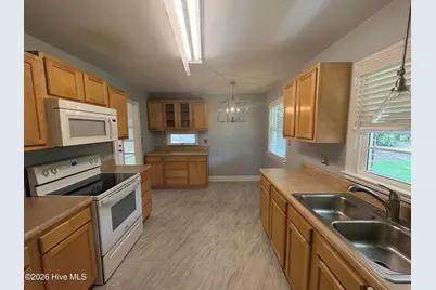 125 Tucker Street, Whiteville, NC 28472 - Photo 16