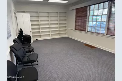 312 College Street #B, Clinton, NC 28328 - Photo 2