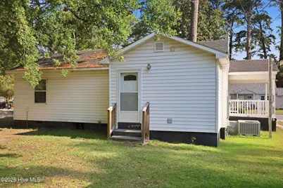 200 S Sylvan Drive, Greenville, NC 27834 - Photo 6
