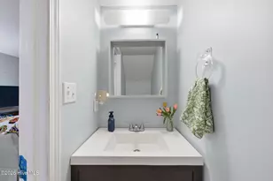 144 Quarterdeck Townhouses, New Bern, NC 28562 - Photo 10